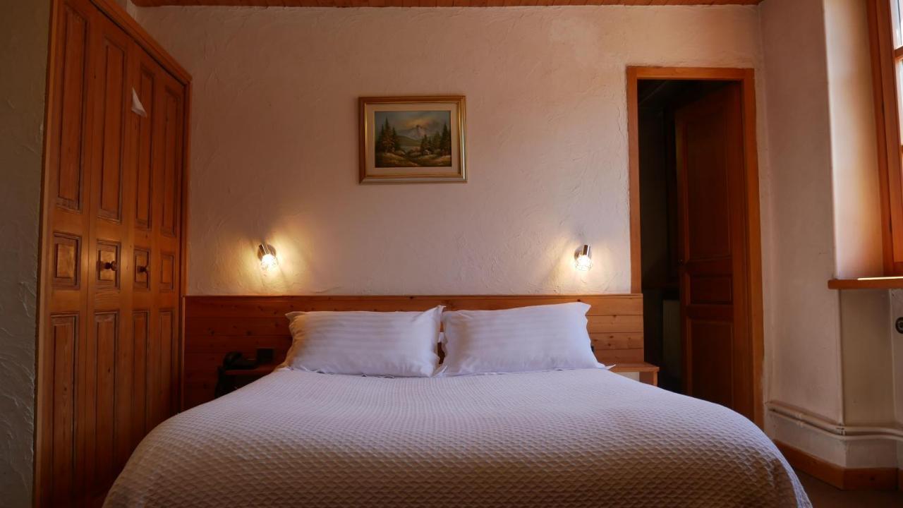 Hotel Du Parc - Manoir Du Baron Blanc فافيرج المظهر الخارجي الصورة